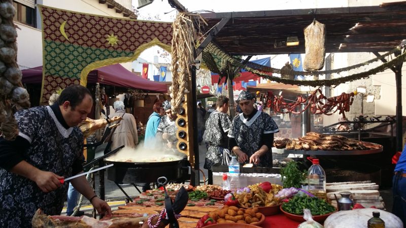 Food, market place, garlic, bottles, steam.